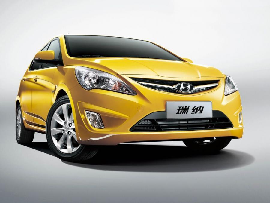  Hyundai Verna 2010 года  (CN) (фото 9 из 10)